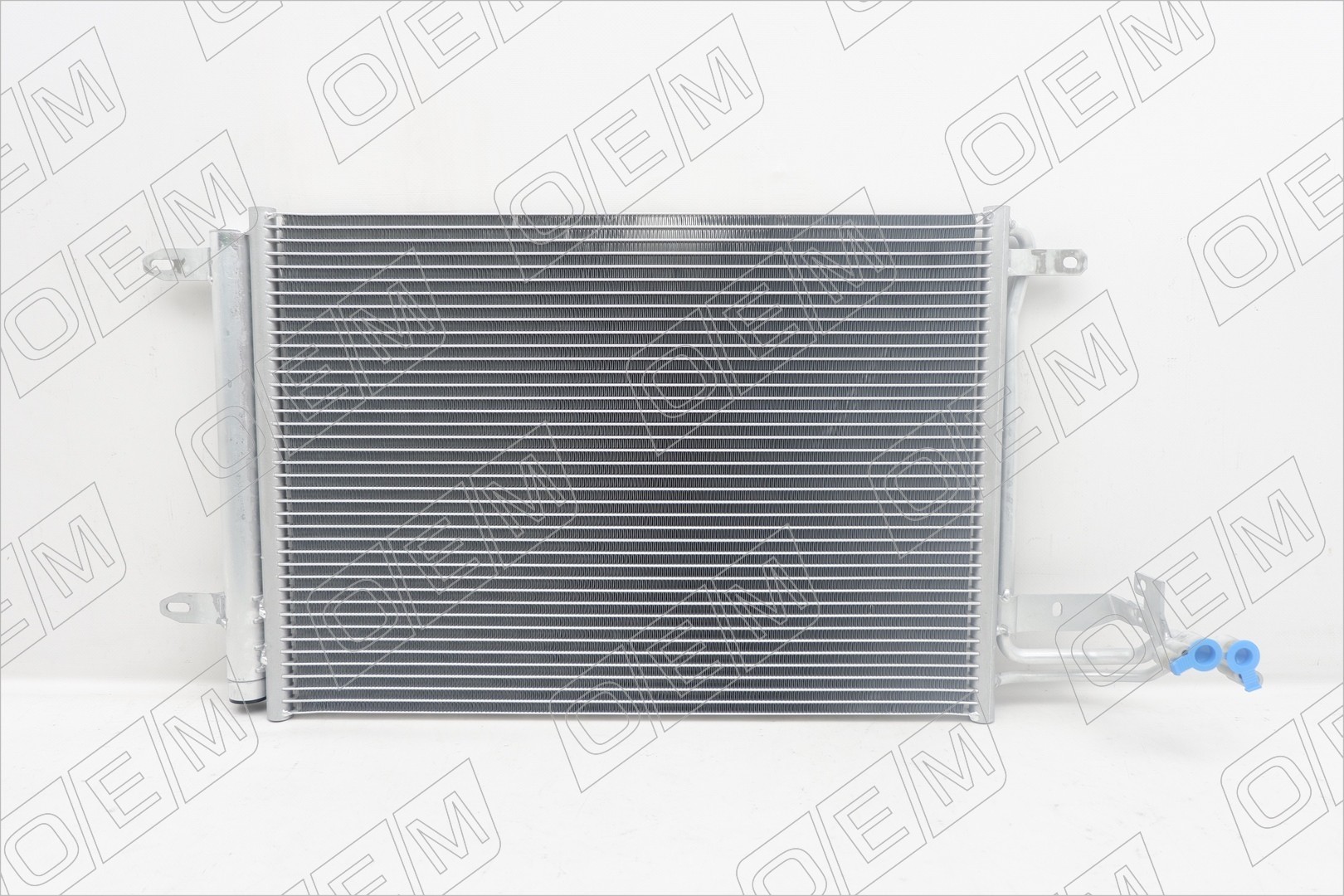 O.E.M. Радиатор кондиционера OEM0253KOND